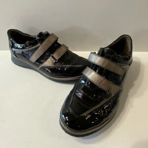 Mephisto Patent Leather and Bronze Genuine Leather Runoff Air Jet Shoes Size 7.5